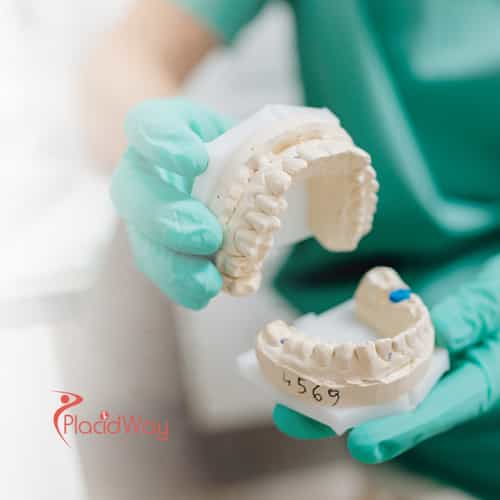 Dental Crowns in Colombia: Affordable, High-Quality Options for Haitian Patients